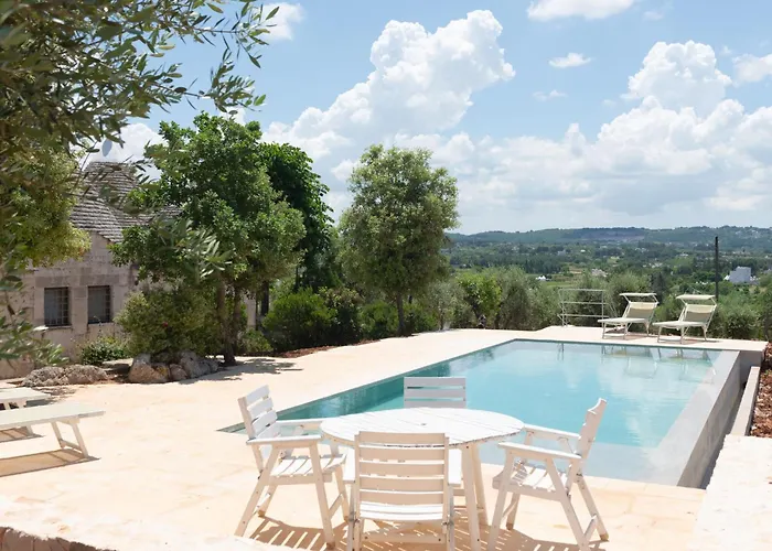 Trullo In Puglia With Pool And Valley Views